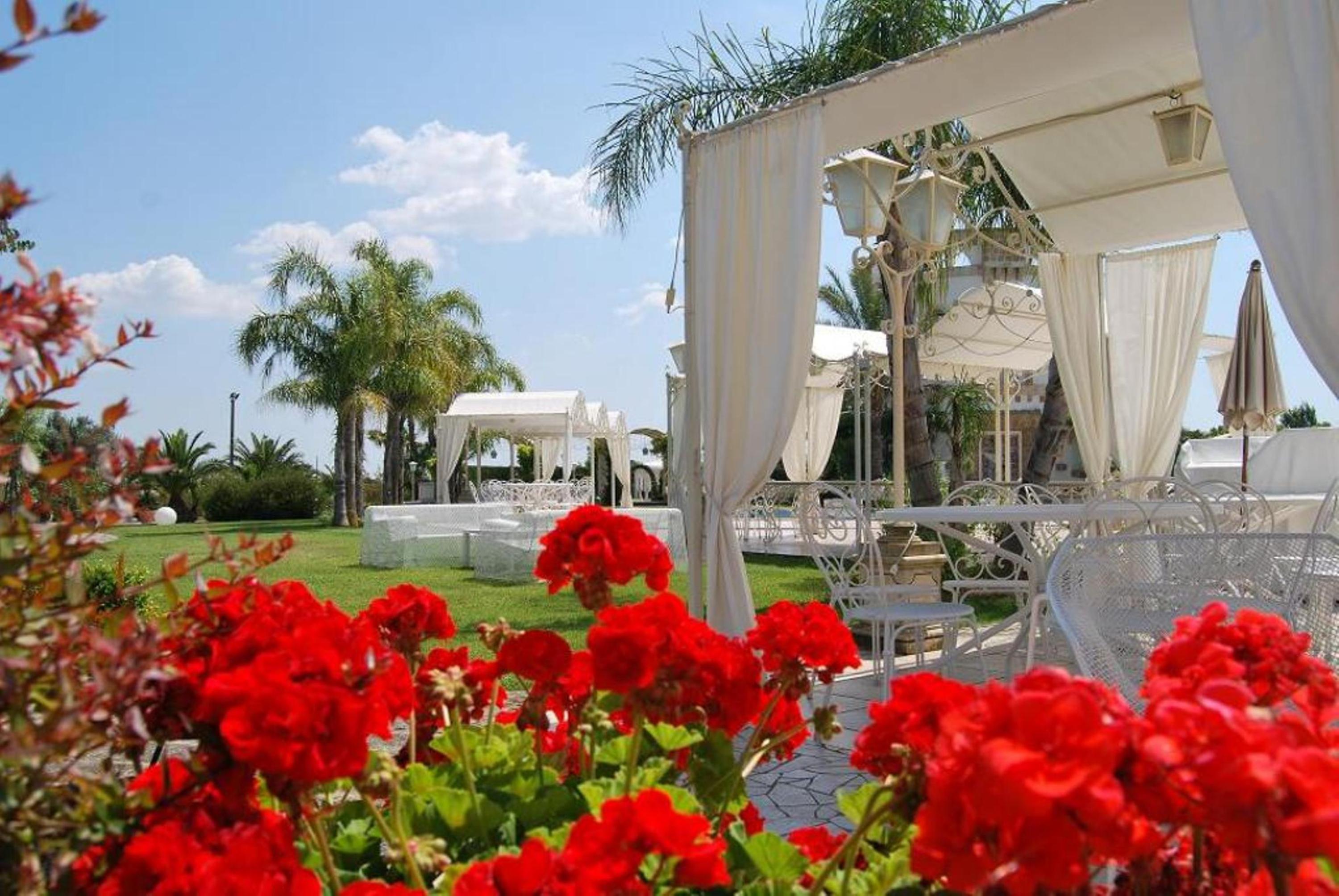 Sangiorgio Resort & Spa Cutrofiano Eksteriør bilde