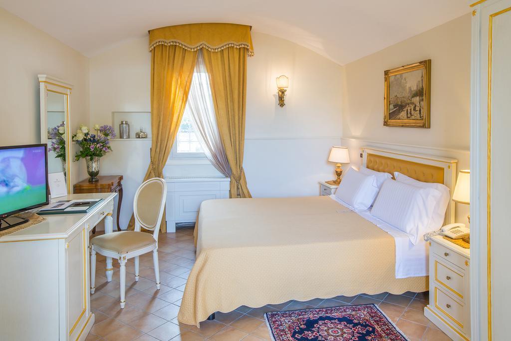 Sangiorgio Resort & Spa Cutrofiano Eksteriør bilde